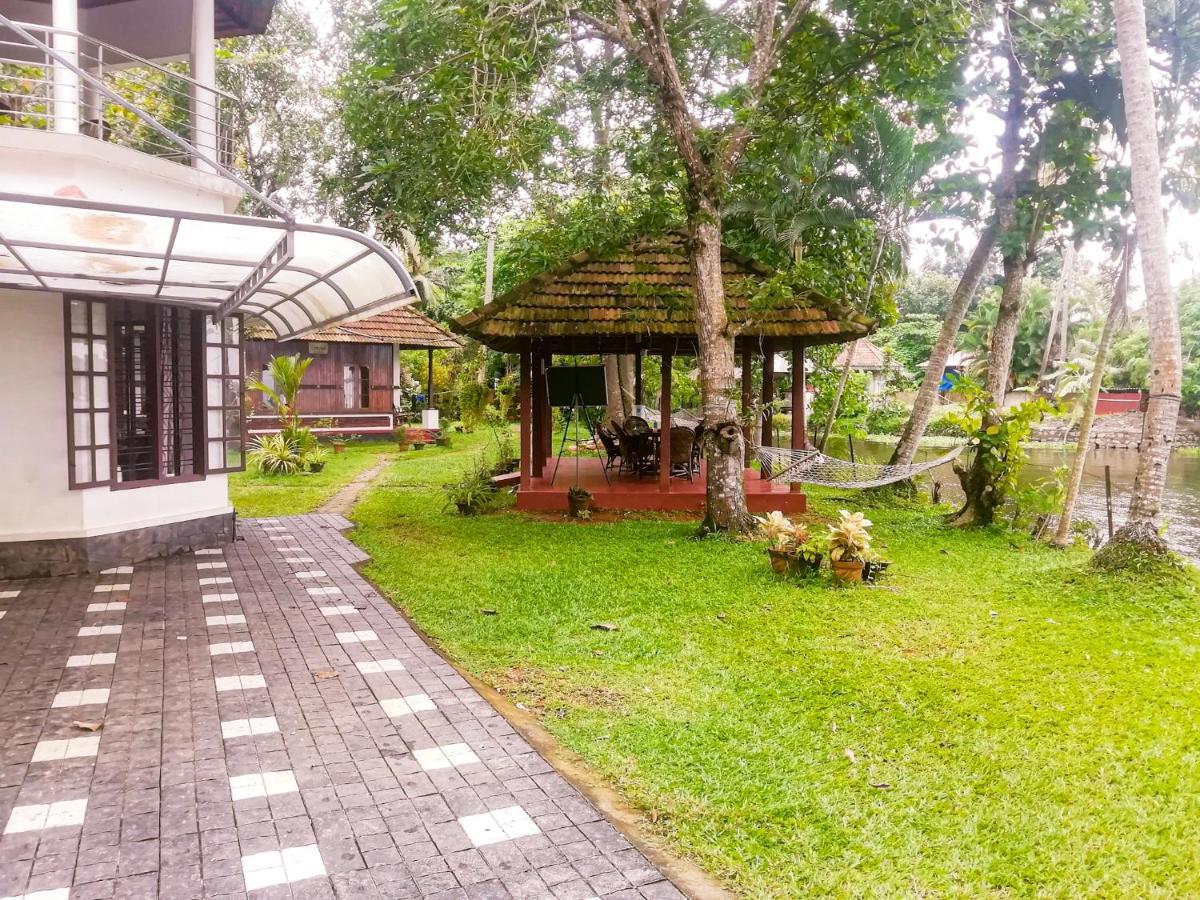 Lovedale Lakeside Homestay Alappuzha Εξωτερικό φωτογραφία