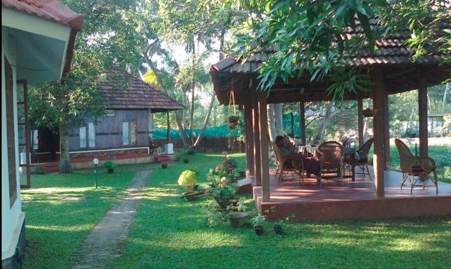 Lovedale Lakeside Homestay Alappuzha Εξωτερικό φωτογραφία