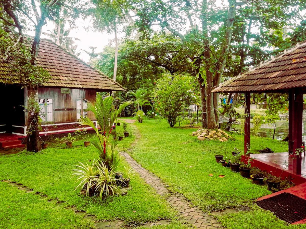 Lovedale Lakeside Homestay Alappuzha Εξωτερικό φωτογραφία