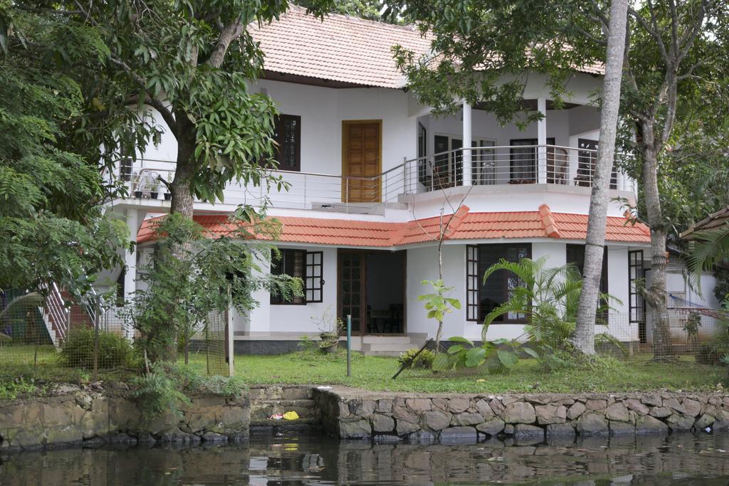 Lovedale Lakeside Homestay Alappuzha Εξωτερικό φωτογραφία
